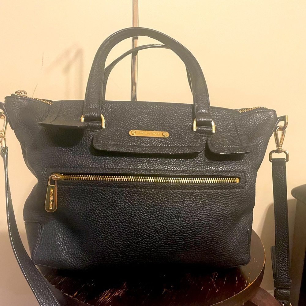 Michael Michael Kors Mackenzie Tote Crossbody- Euc - image 2